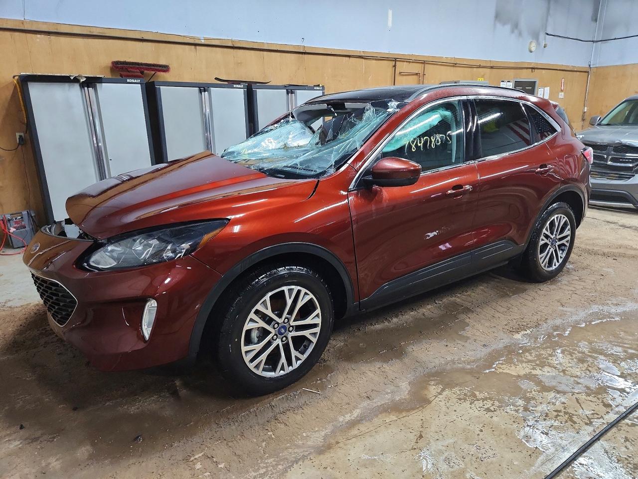 FORD ESCAPE 2021