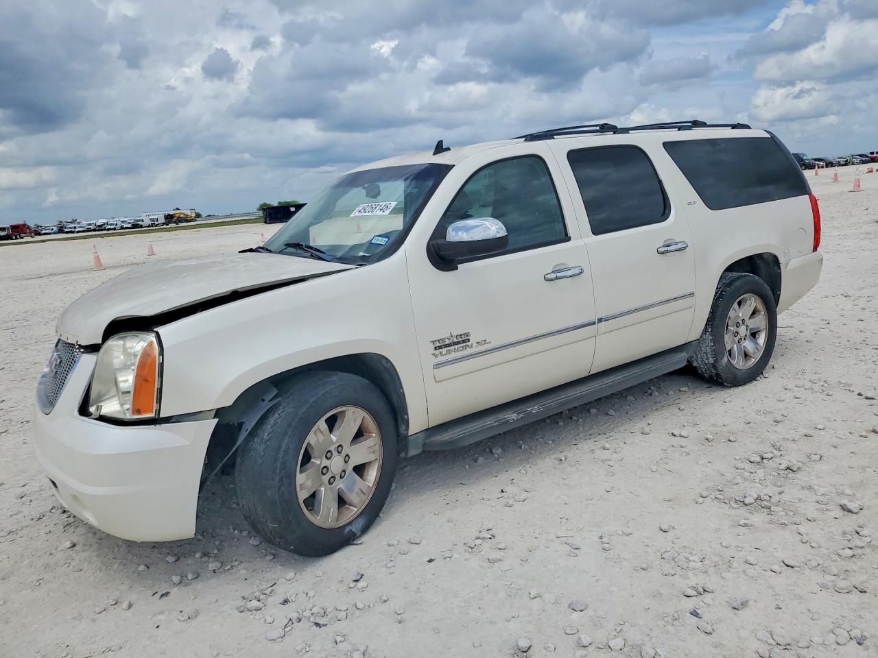 GMC YUKON XL 2011
