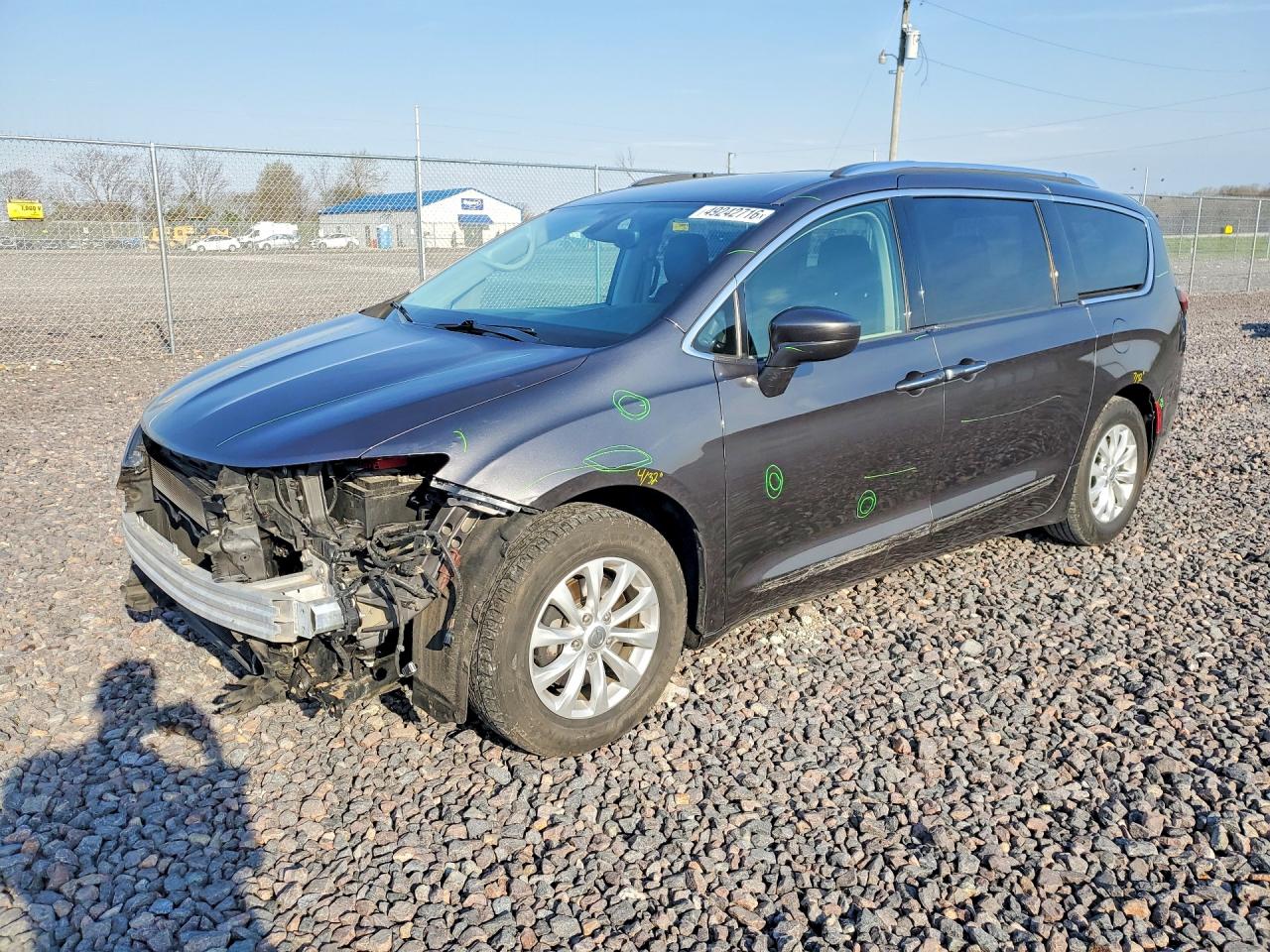 CHRYSLER PACIFICA 2018