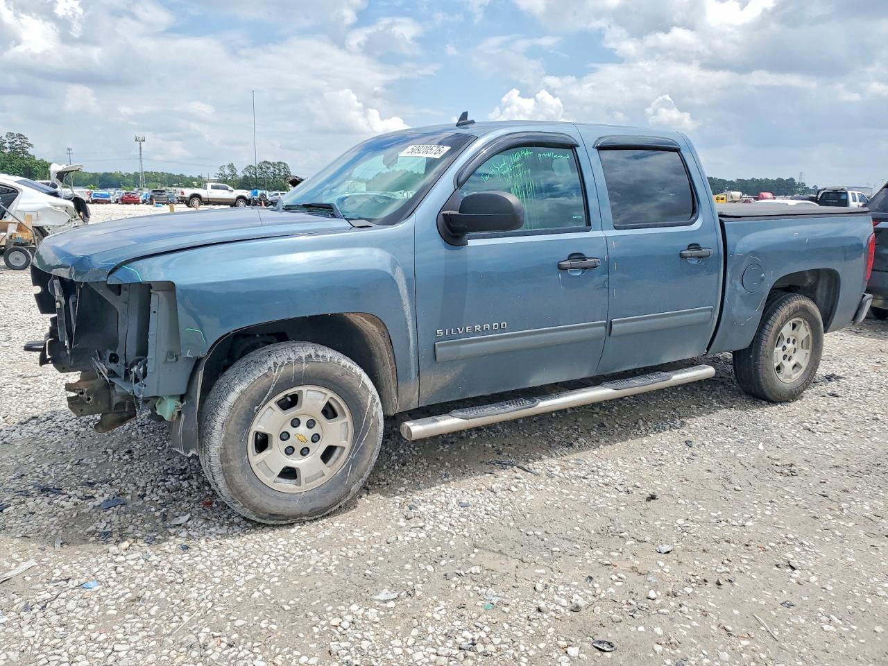 CHEVROLET SILVERADO 2013