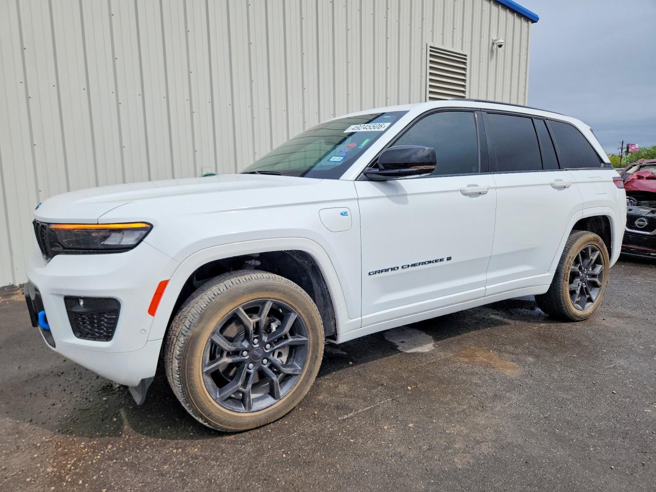 JEEP GRAND CHEROKEE 2024