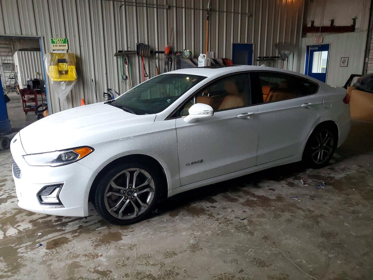 FORD FUSION 2019