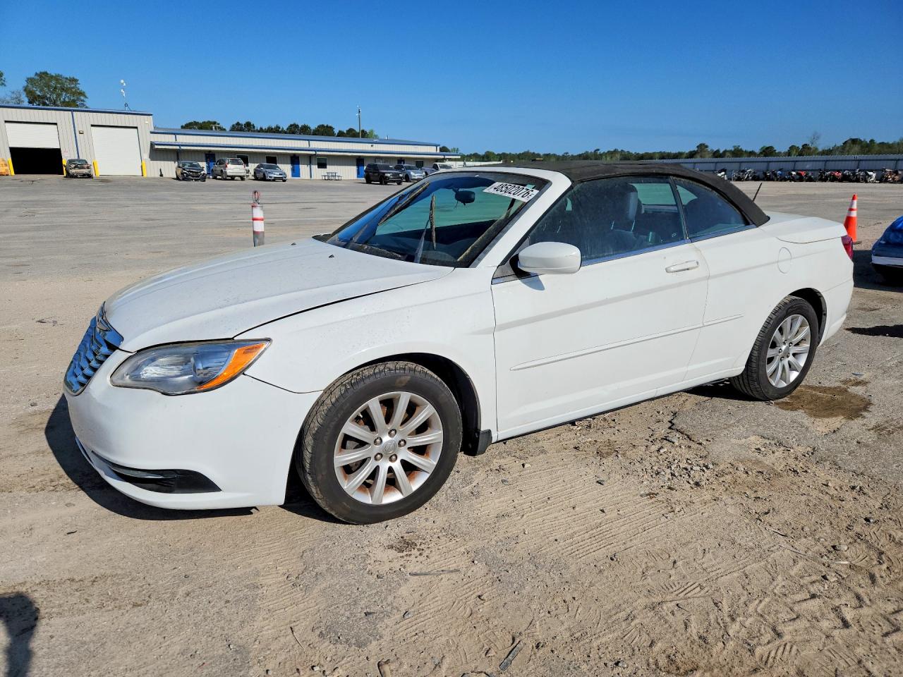 CHRYSLER 200 2013