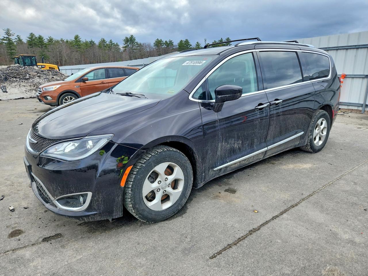 CHRYSLER PACIFICA 2017