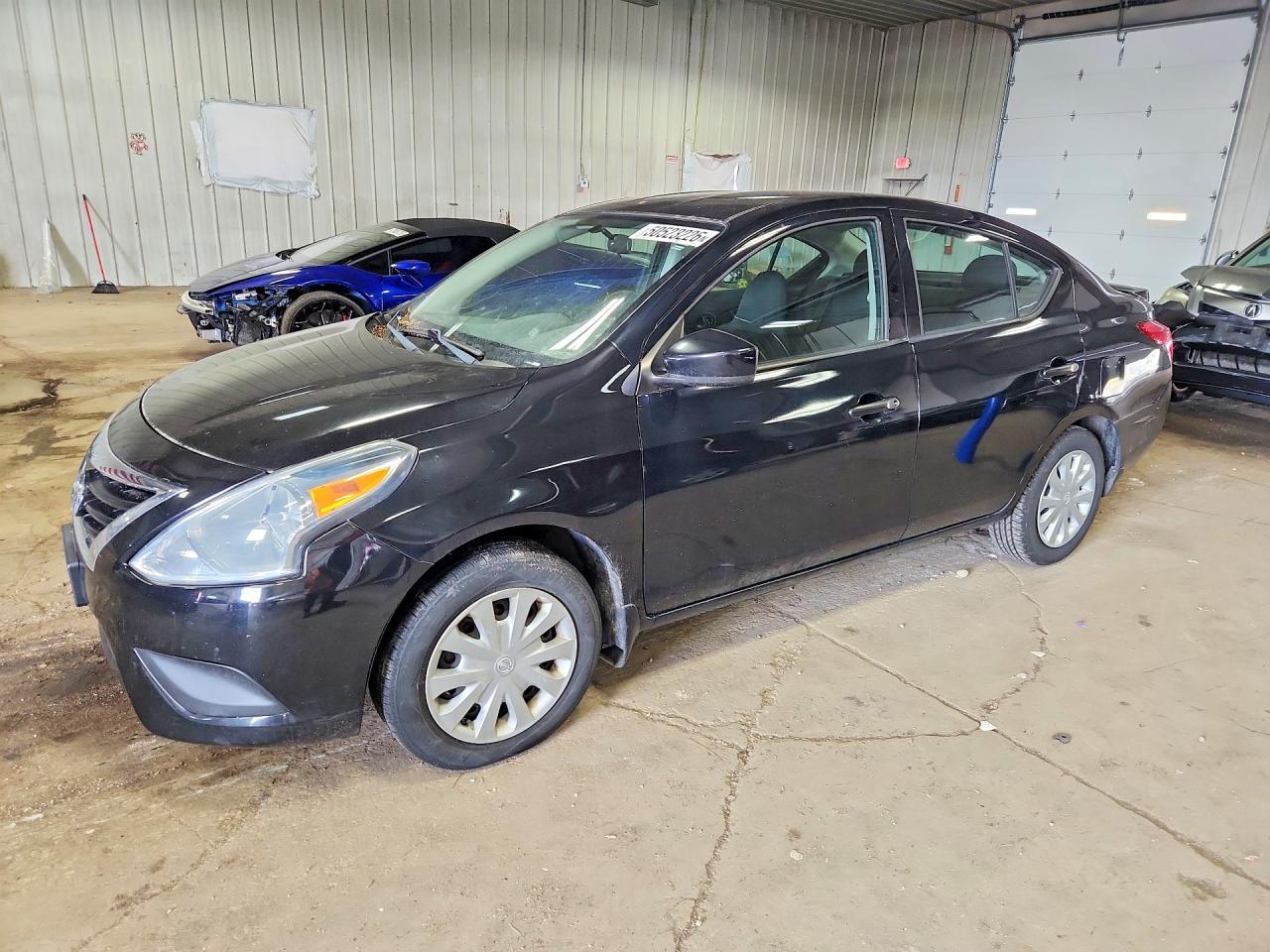 NISSAN VERSA 2016