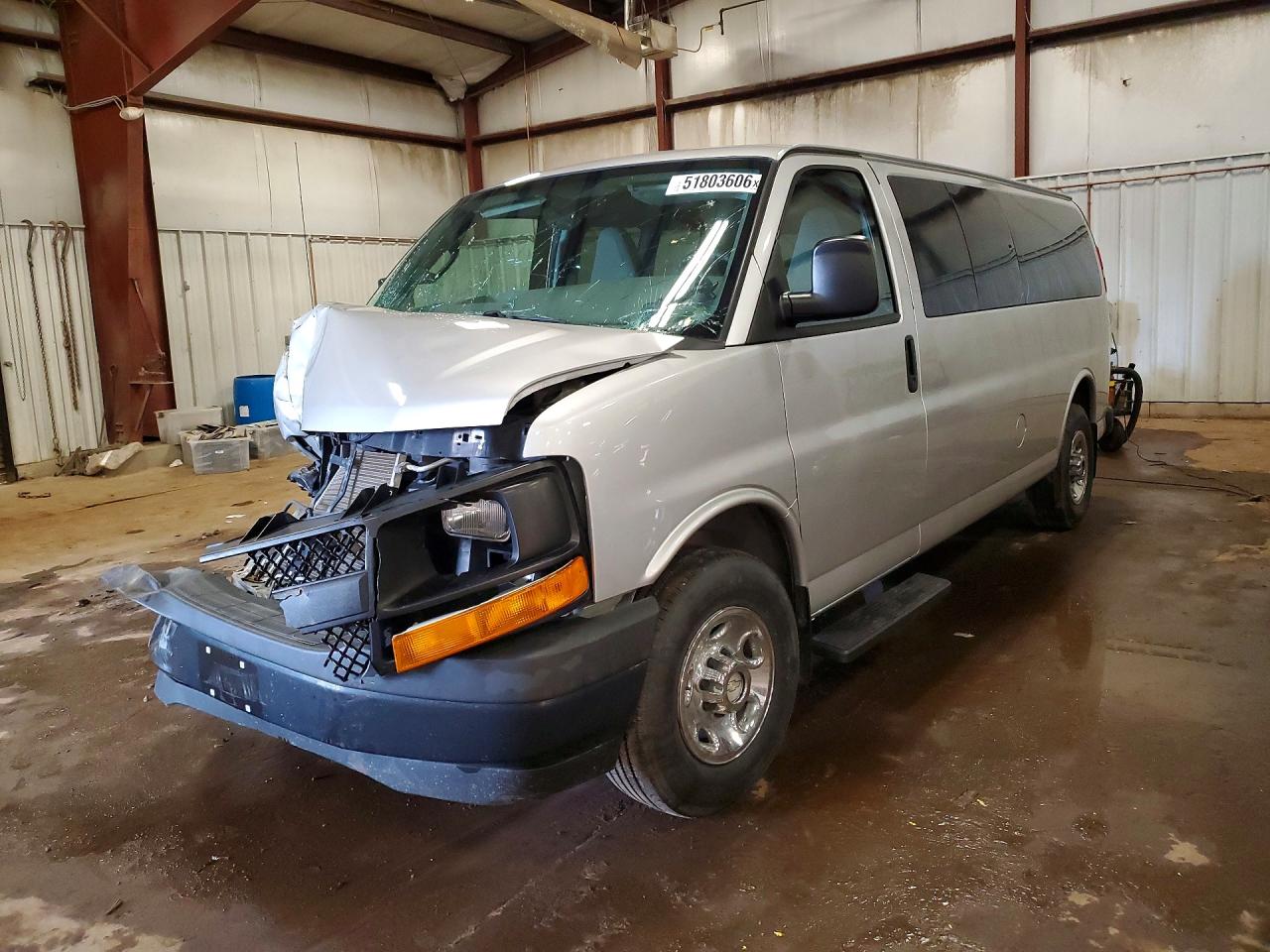 CHEVROLET EXPRESS G2500 2017