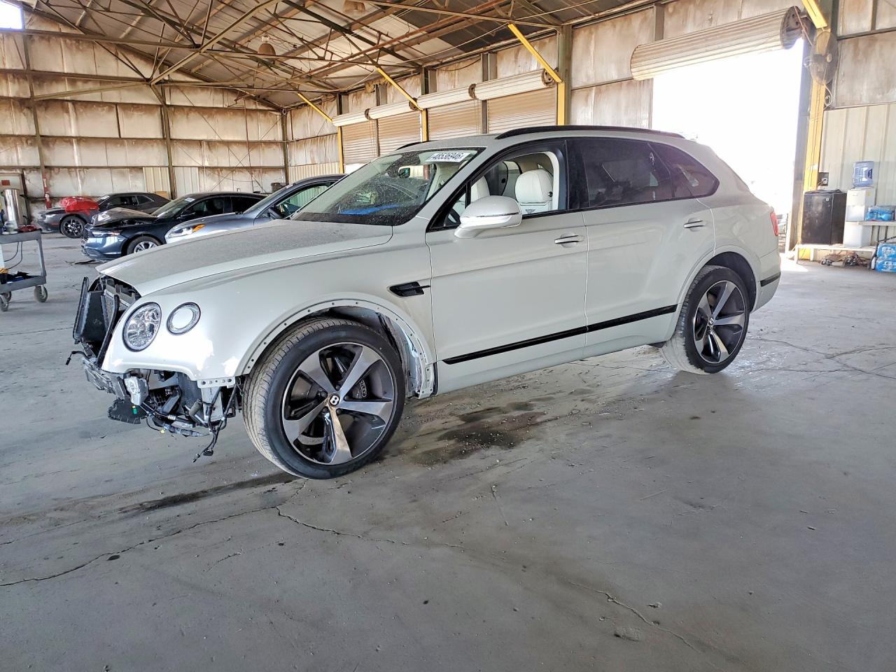 BENTLEY BENTAYGA 2020