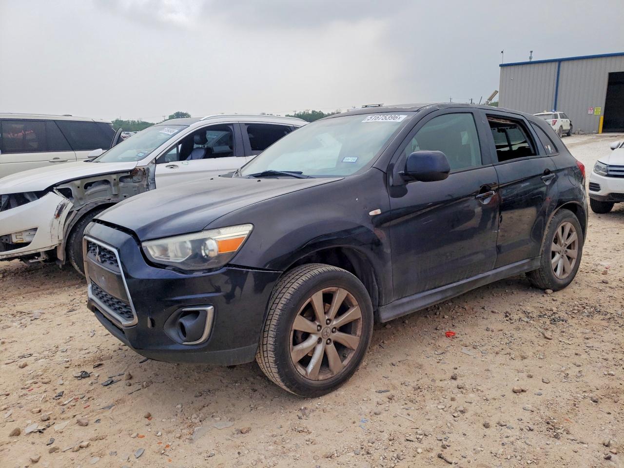 MITSUBISHI OUTLANDER SPORT 2015