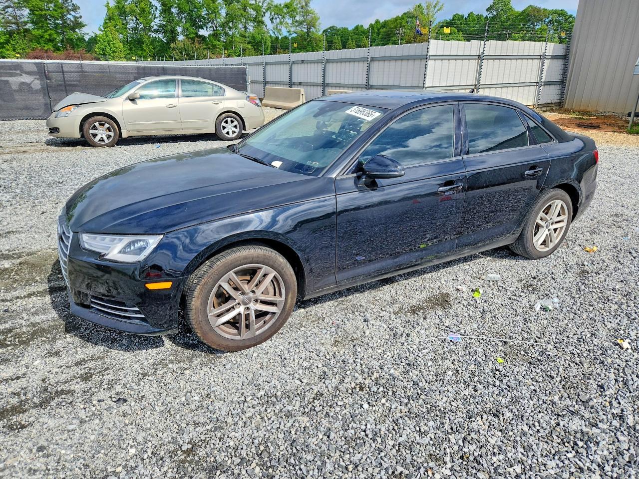 AUDI A4 2017