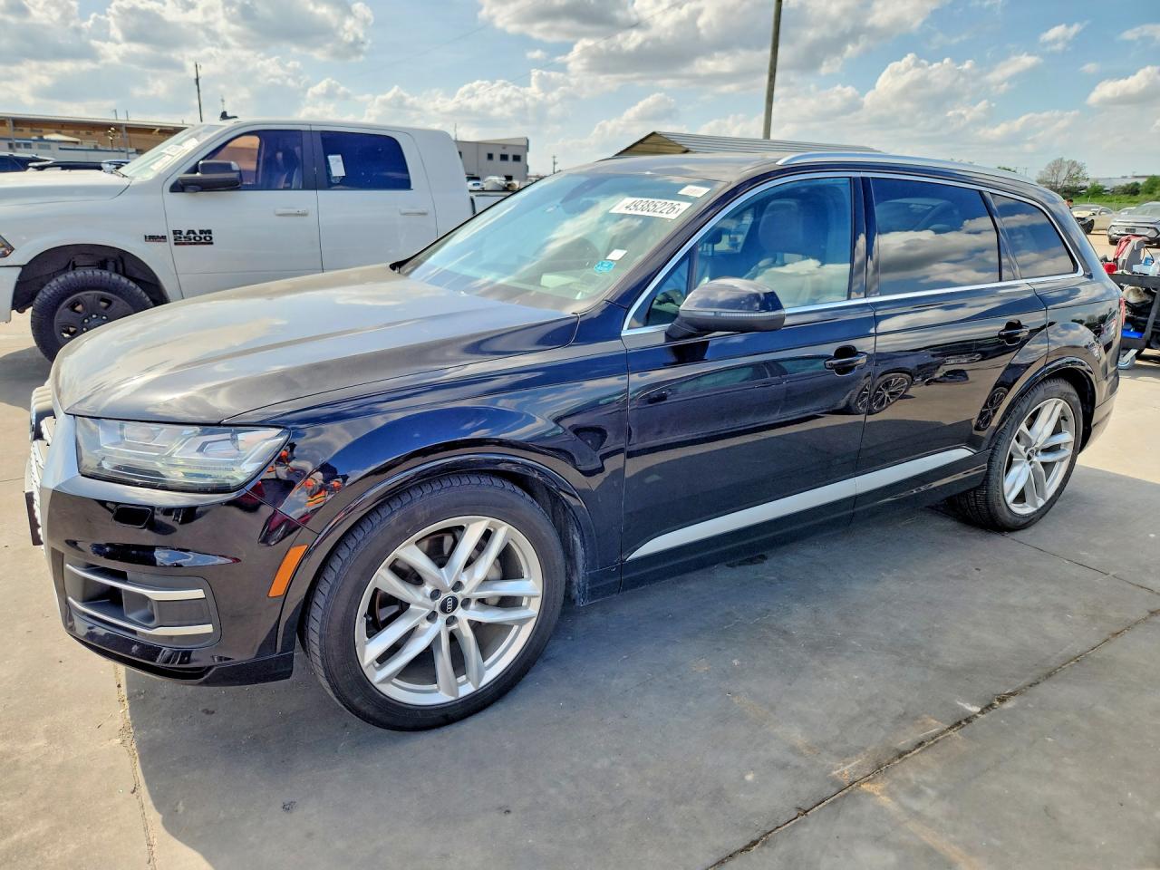 AUDI Q7 2017