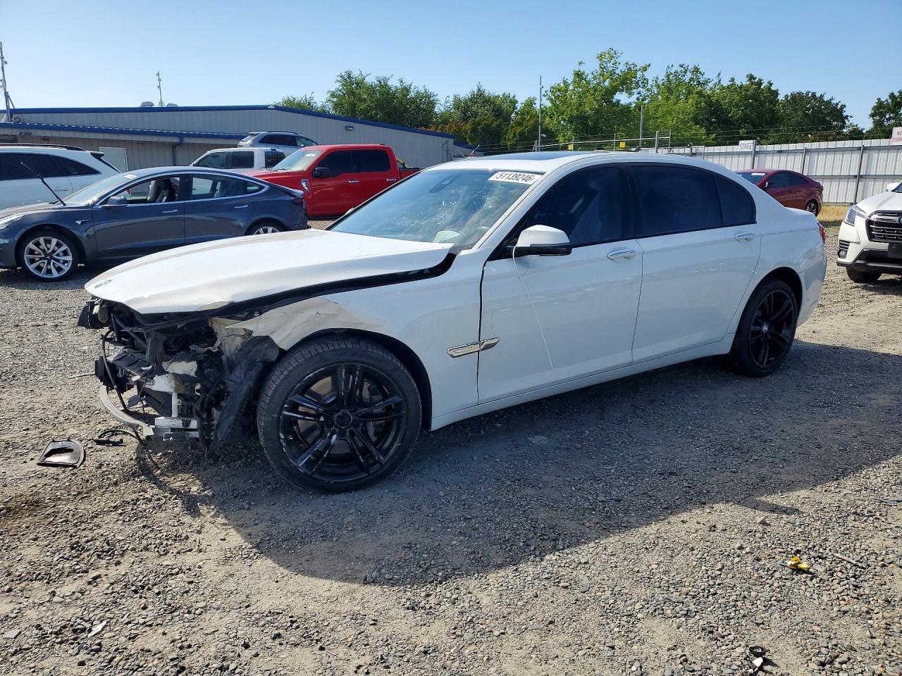 BMW 750 2014