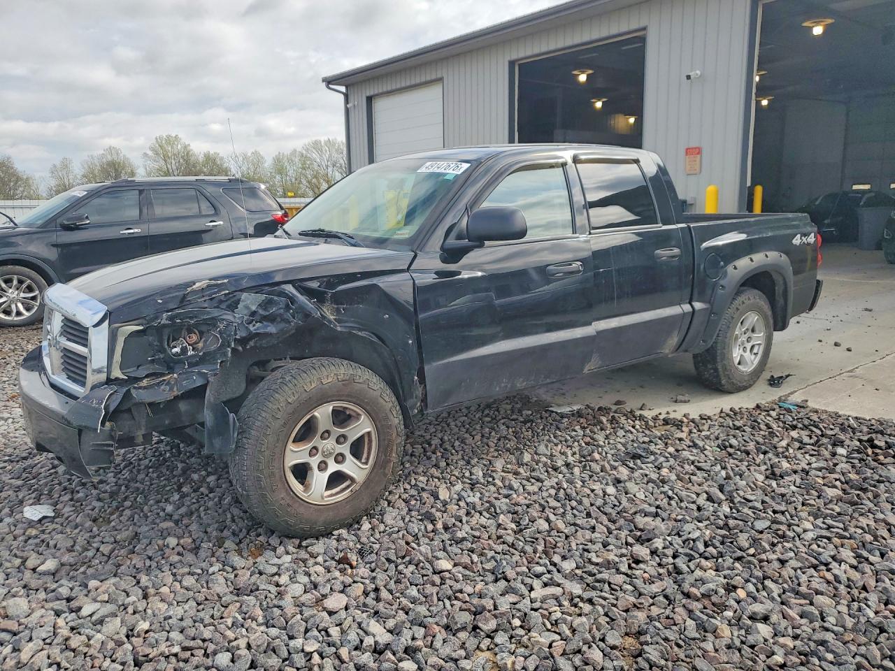 DODGE DAKOTA 2005