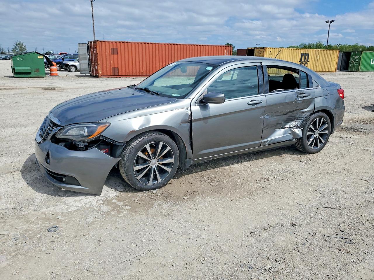 CHRYSLER 200 2013