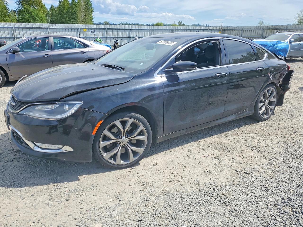 CHRYSLER 200 2015