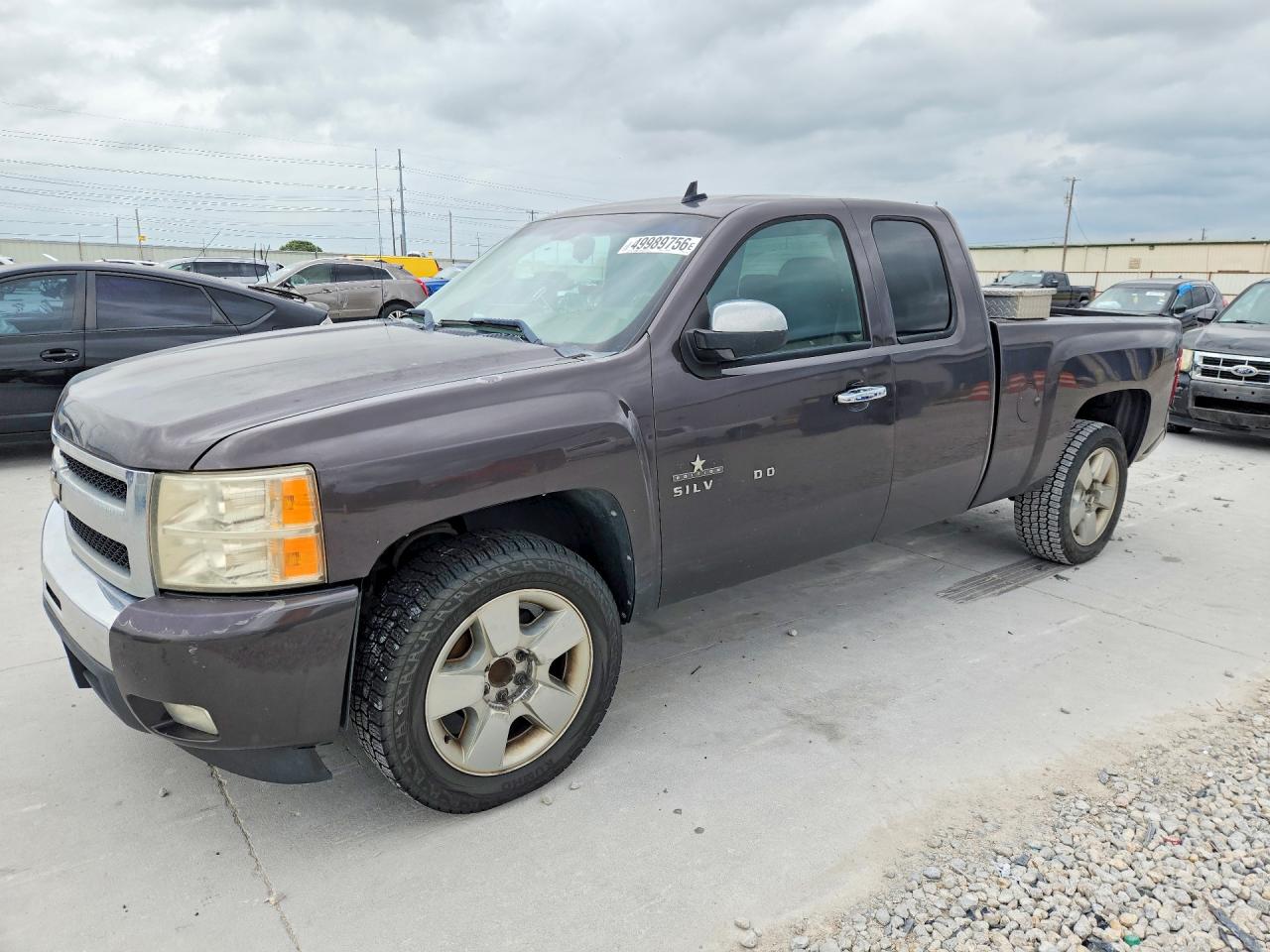 CHEVROLET SILVERADO 2011