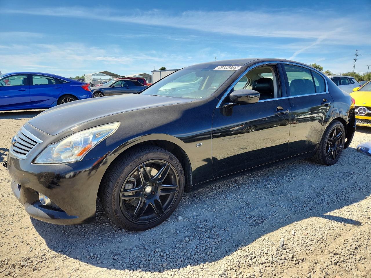 INFINITI Q40 2015