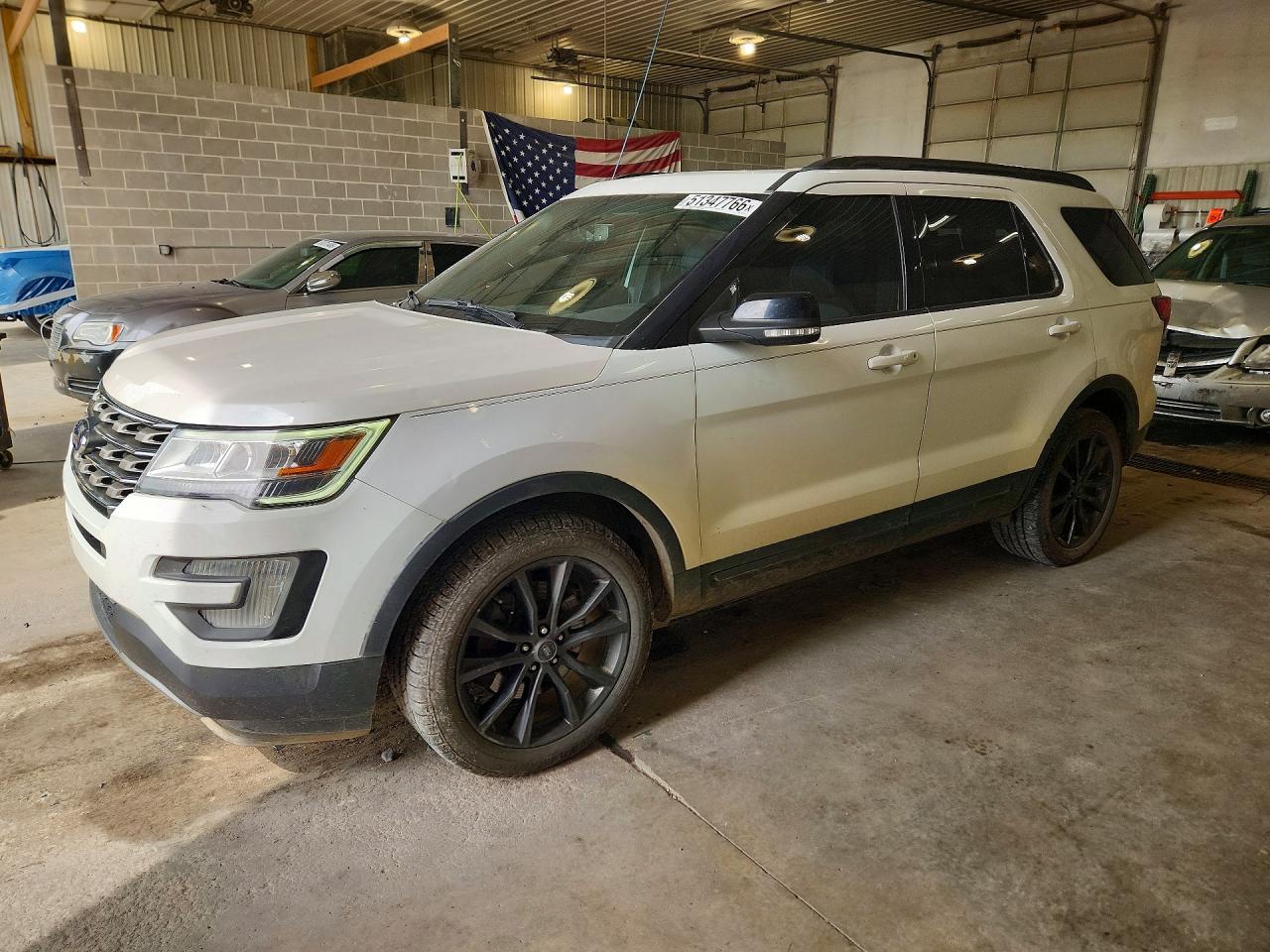 FORD EXPLORER 2017