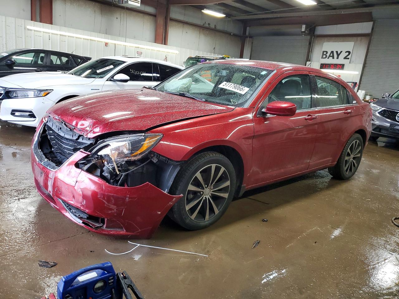 CHRYSLER 200 2013