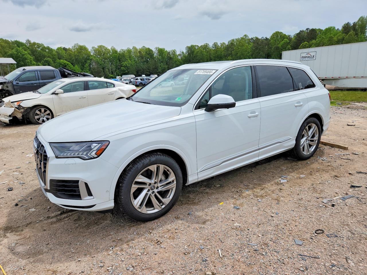 AUDI Q7 2020