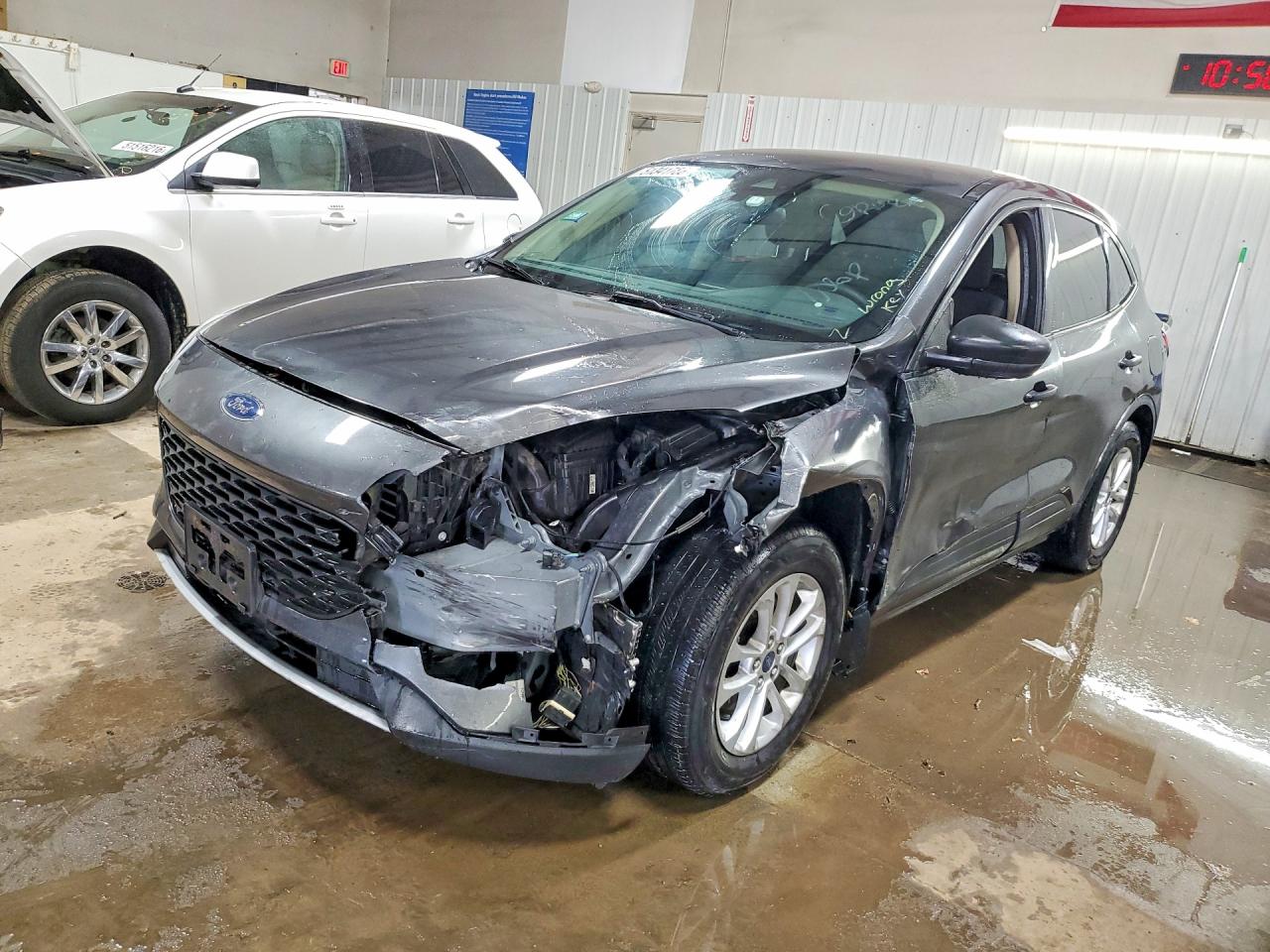 FORD ESCAPE 2020
