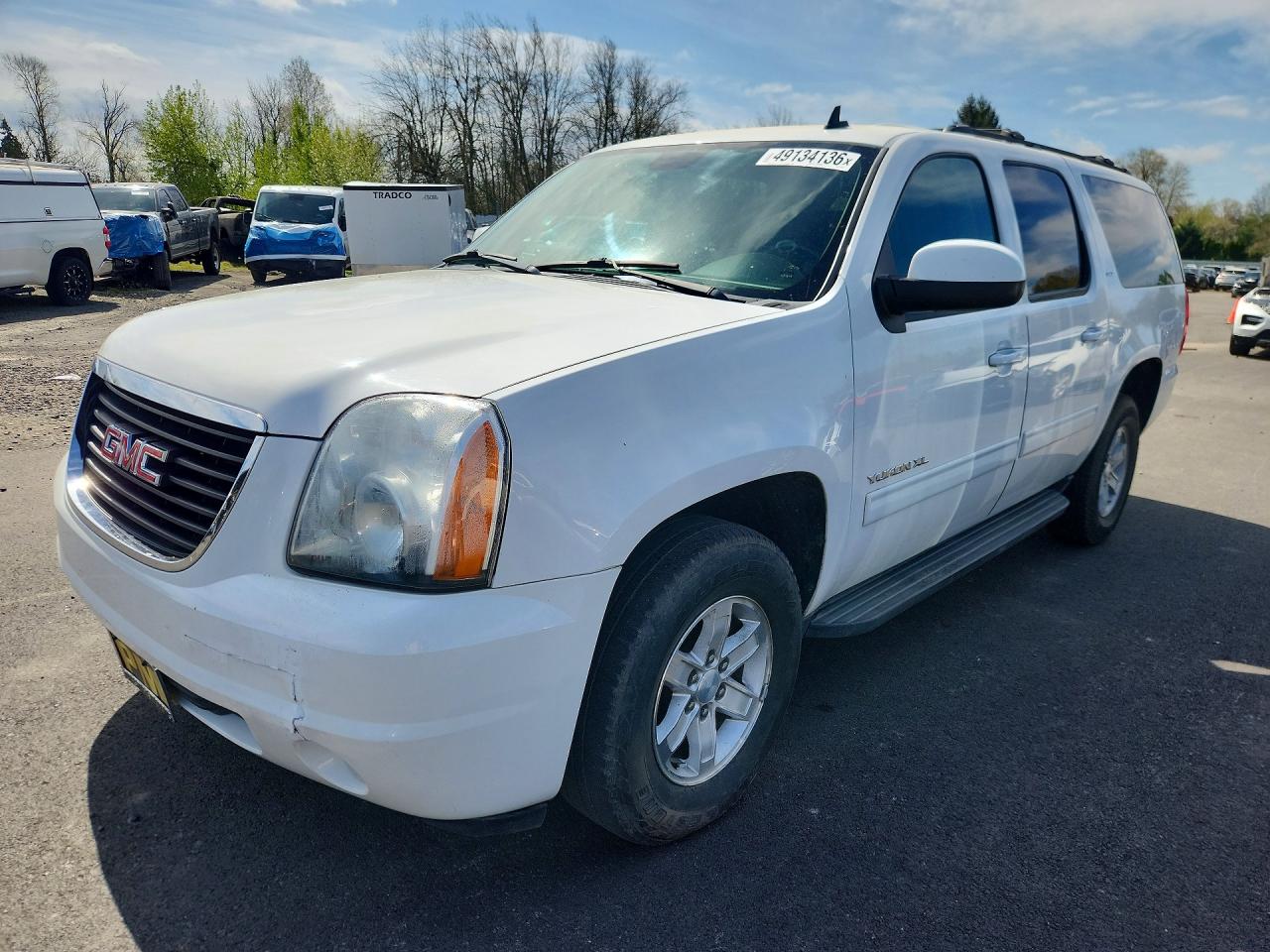 GMC YUKON XL 2013