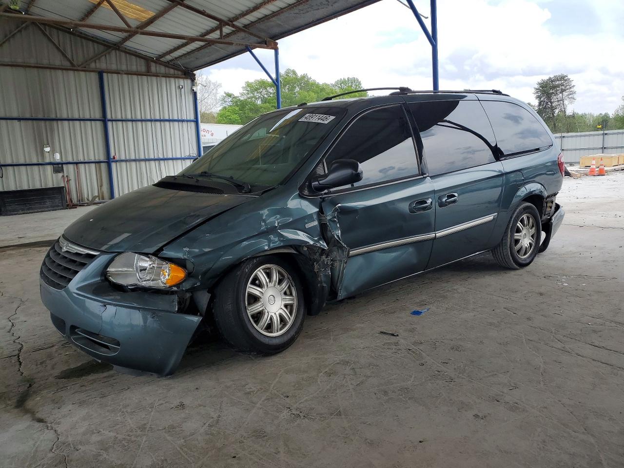 CHRYSLER TOWN & COUNTRY 2007