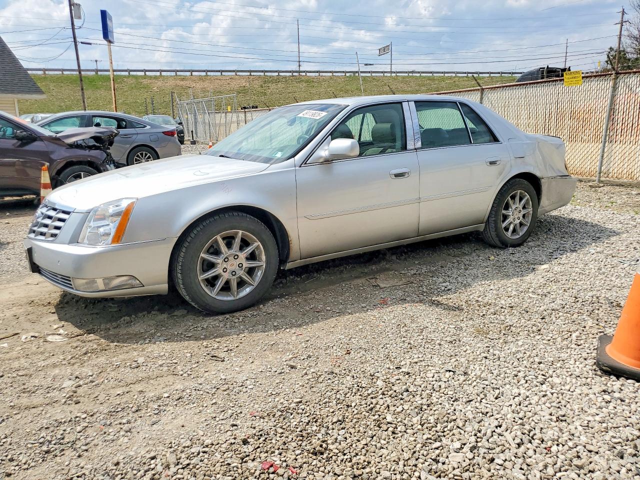 CADILLAC DTS 2010