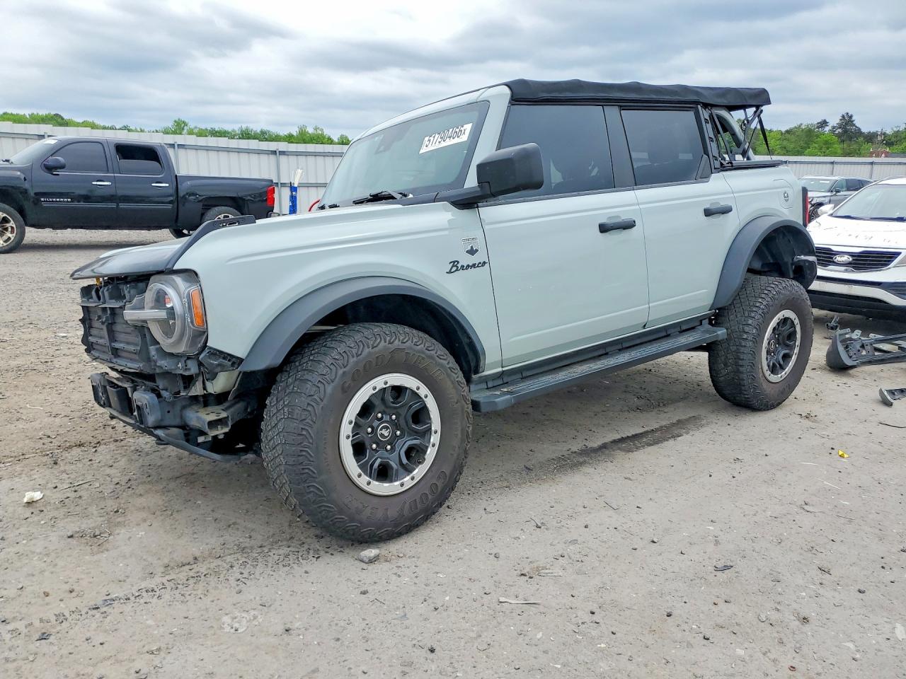 FORD BRONCO 2021
