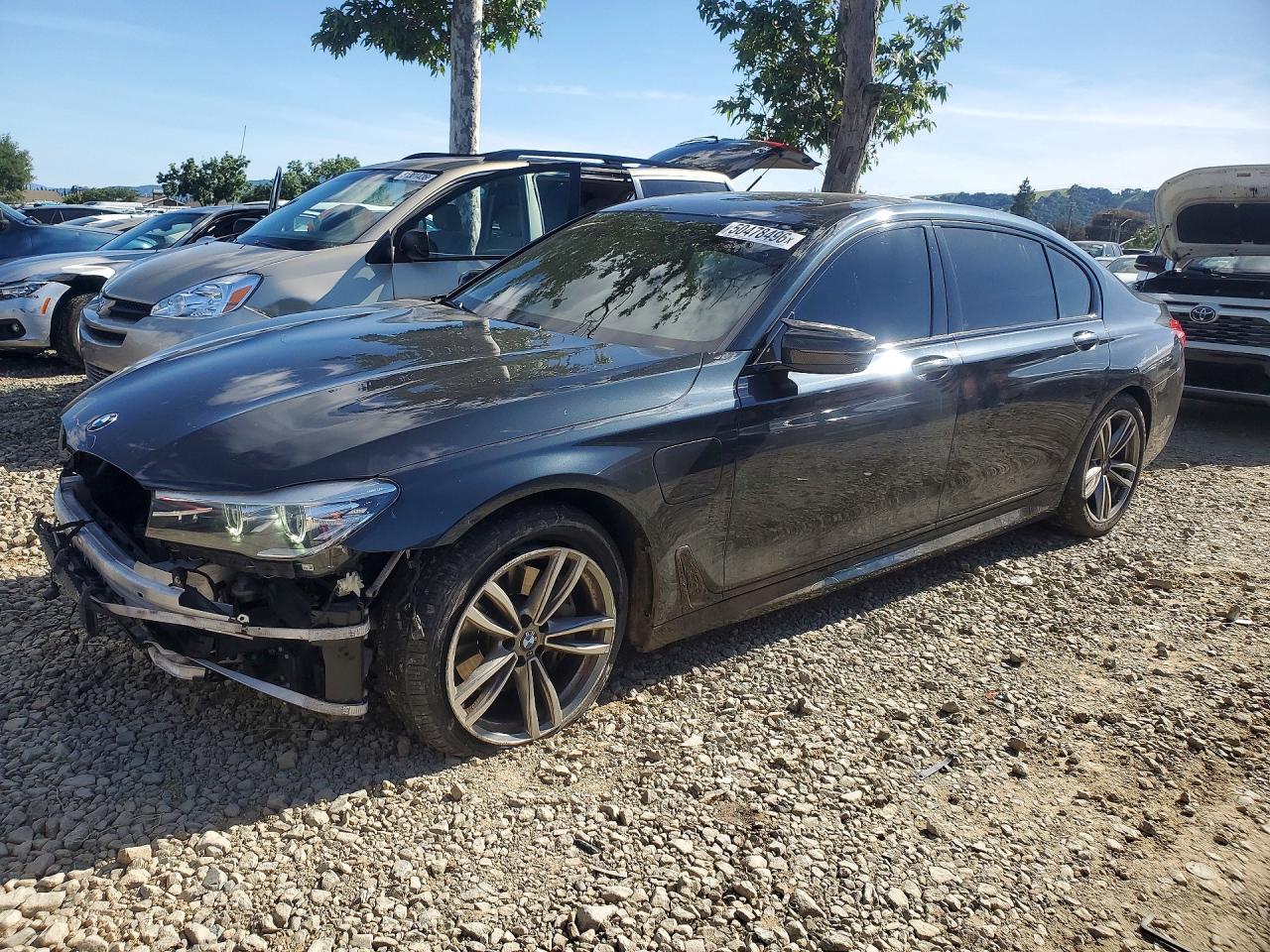 BMW 740 2017