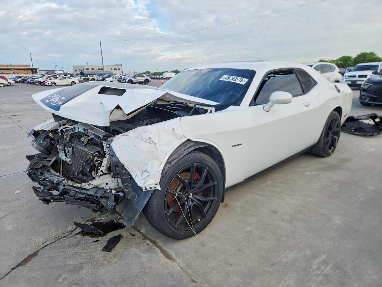 DODGE CHALLENGER 2015