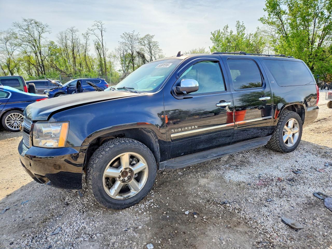 CHEVROLET SUBURBAN 2013