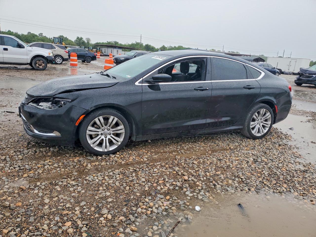 CHRYSLER 200 2015