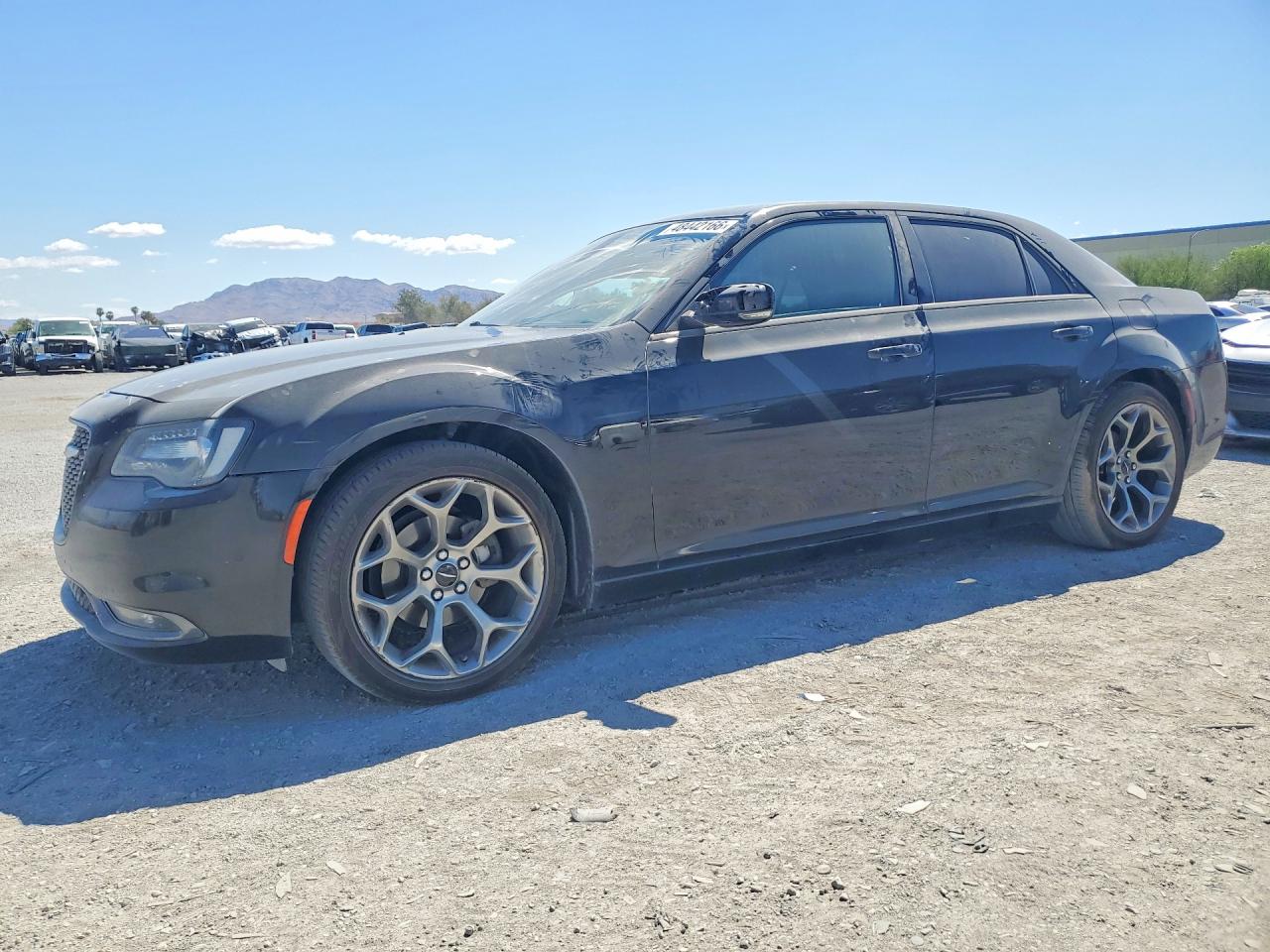 CHRYSLER 300 2015