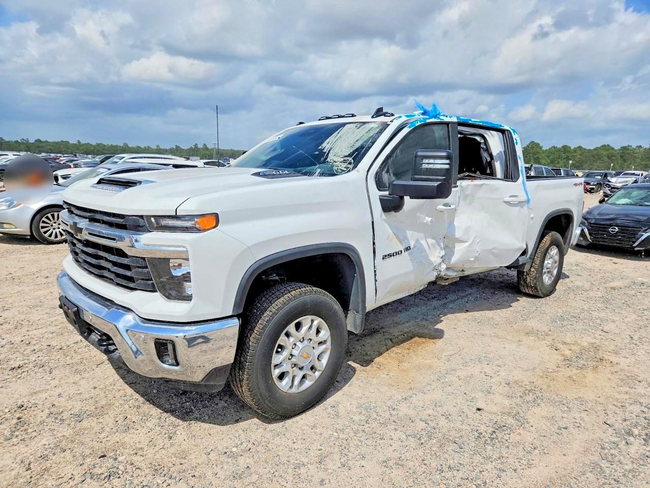 CHEVROLET SILVERADO 2025