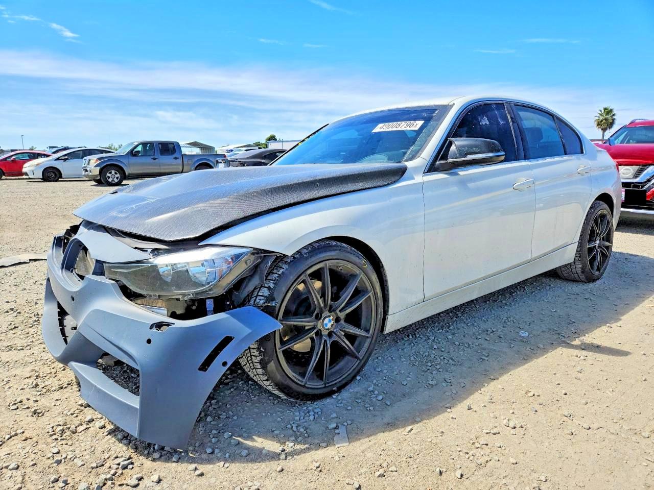BMW 330 2017