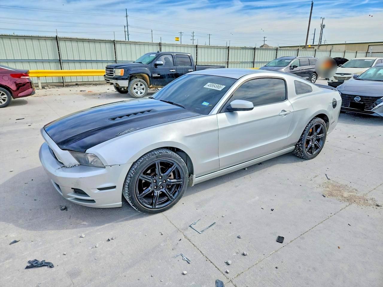 FORD MUSTANG 2014