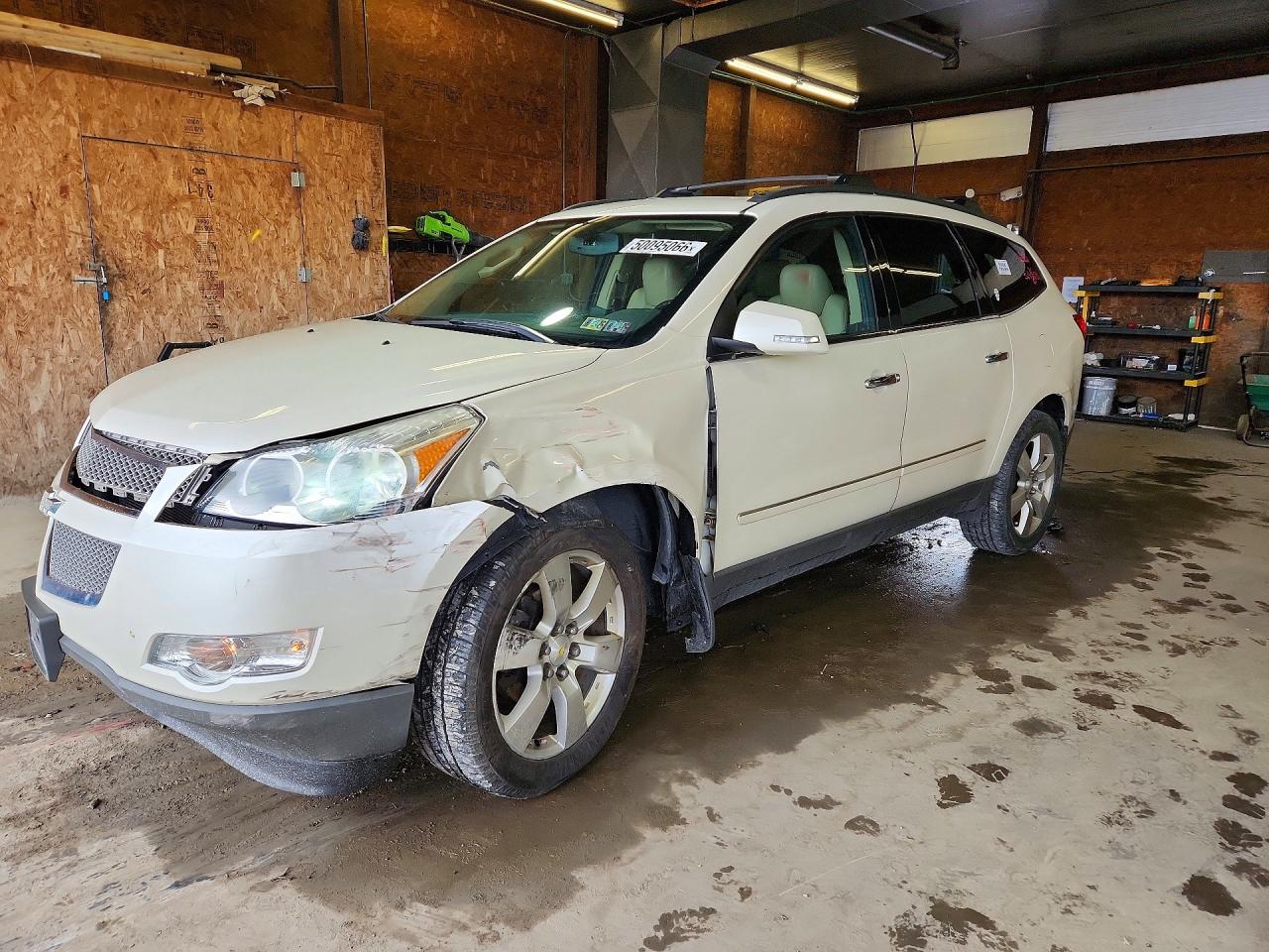CHEVROLET TRAVERSE 2012