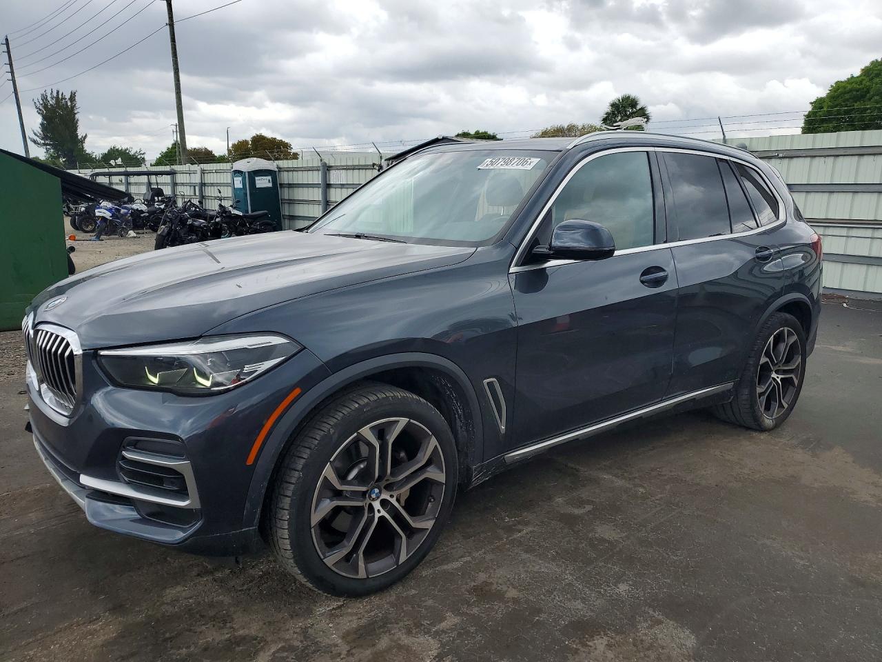 BMW X5 2022