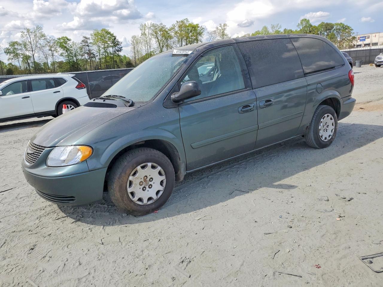 CHRYSLER TOWN & COUNTRY 2004