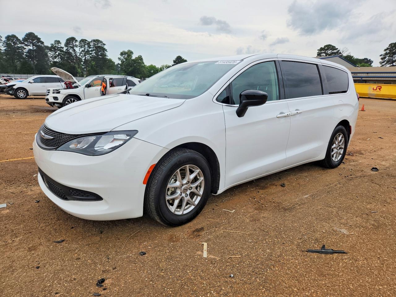 CHRYSLER VOYAGER 2024