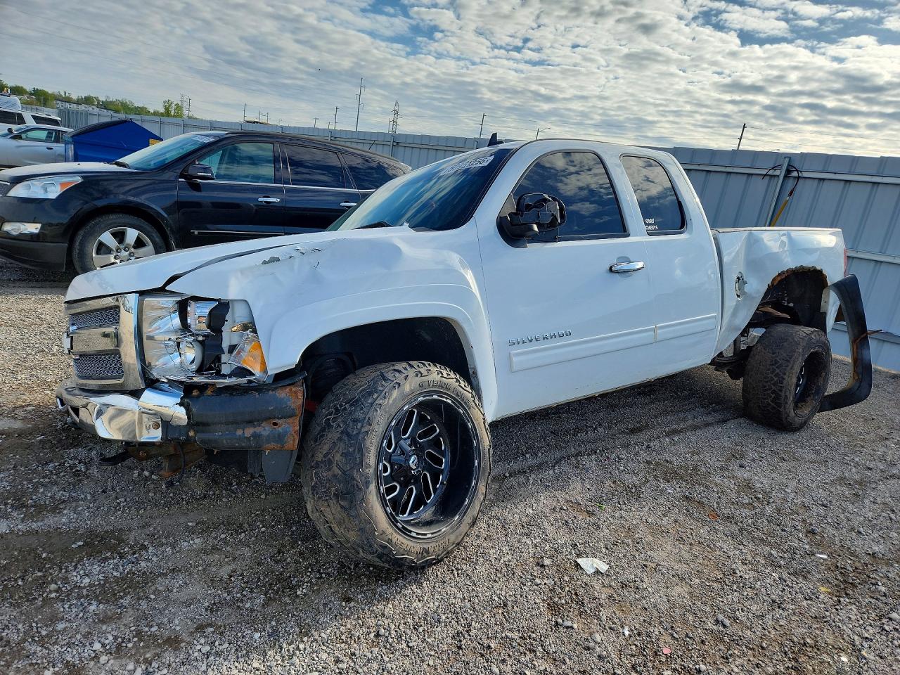 CHEVROLET SILVERADO 2013