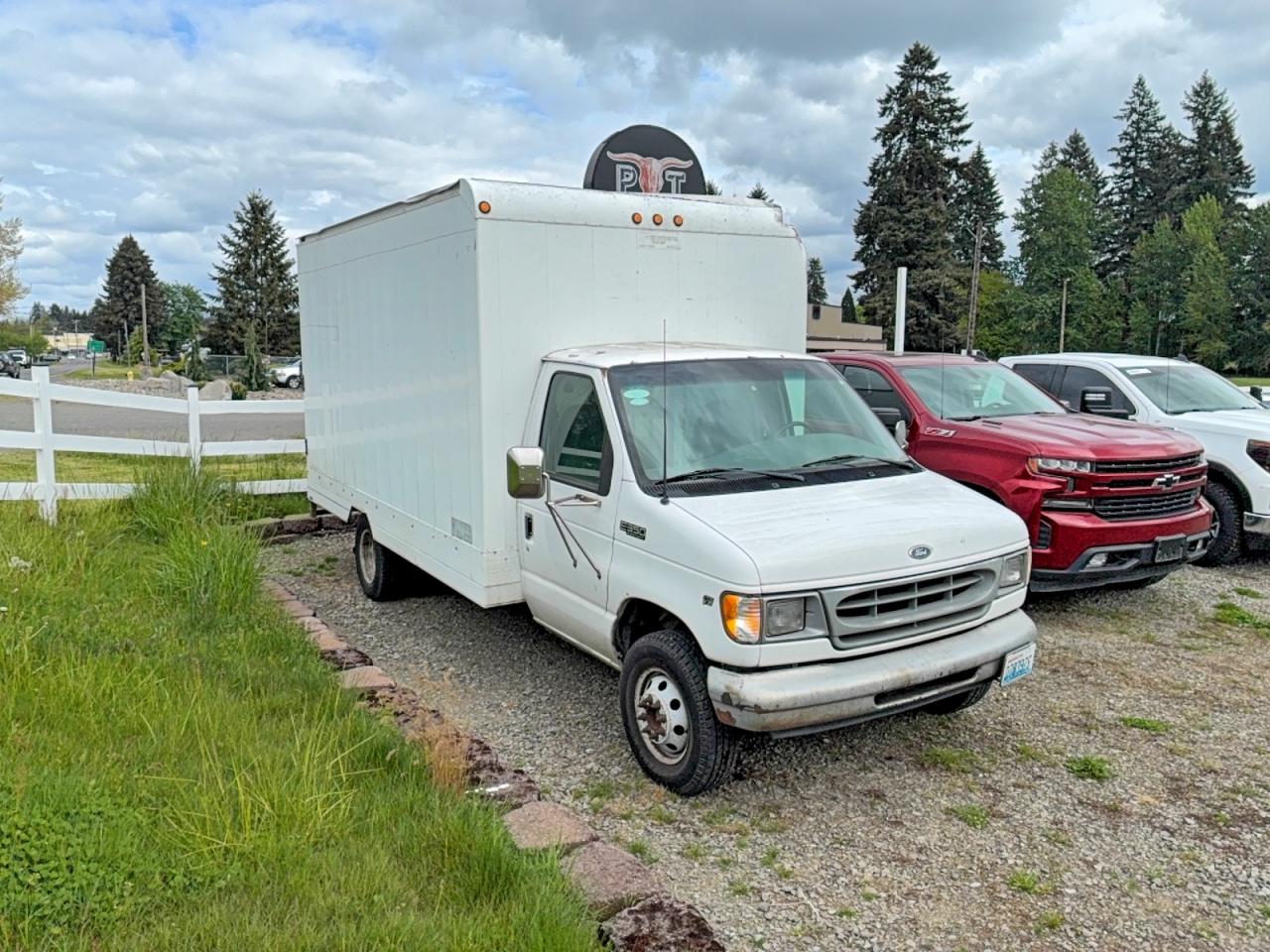 FORD ECONOLINE 2000