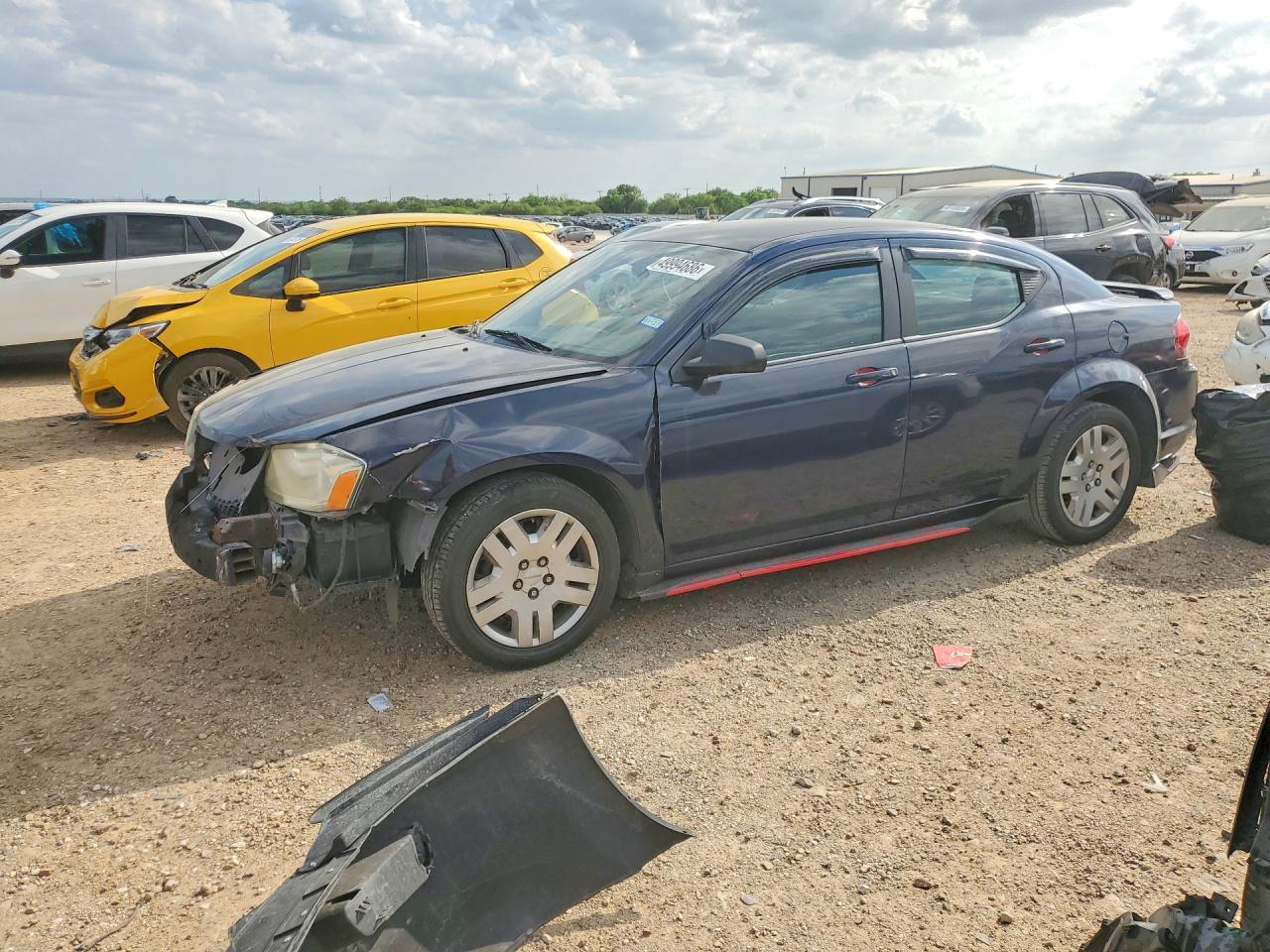 DODGE AVENGER 2013