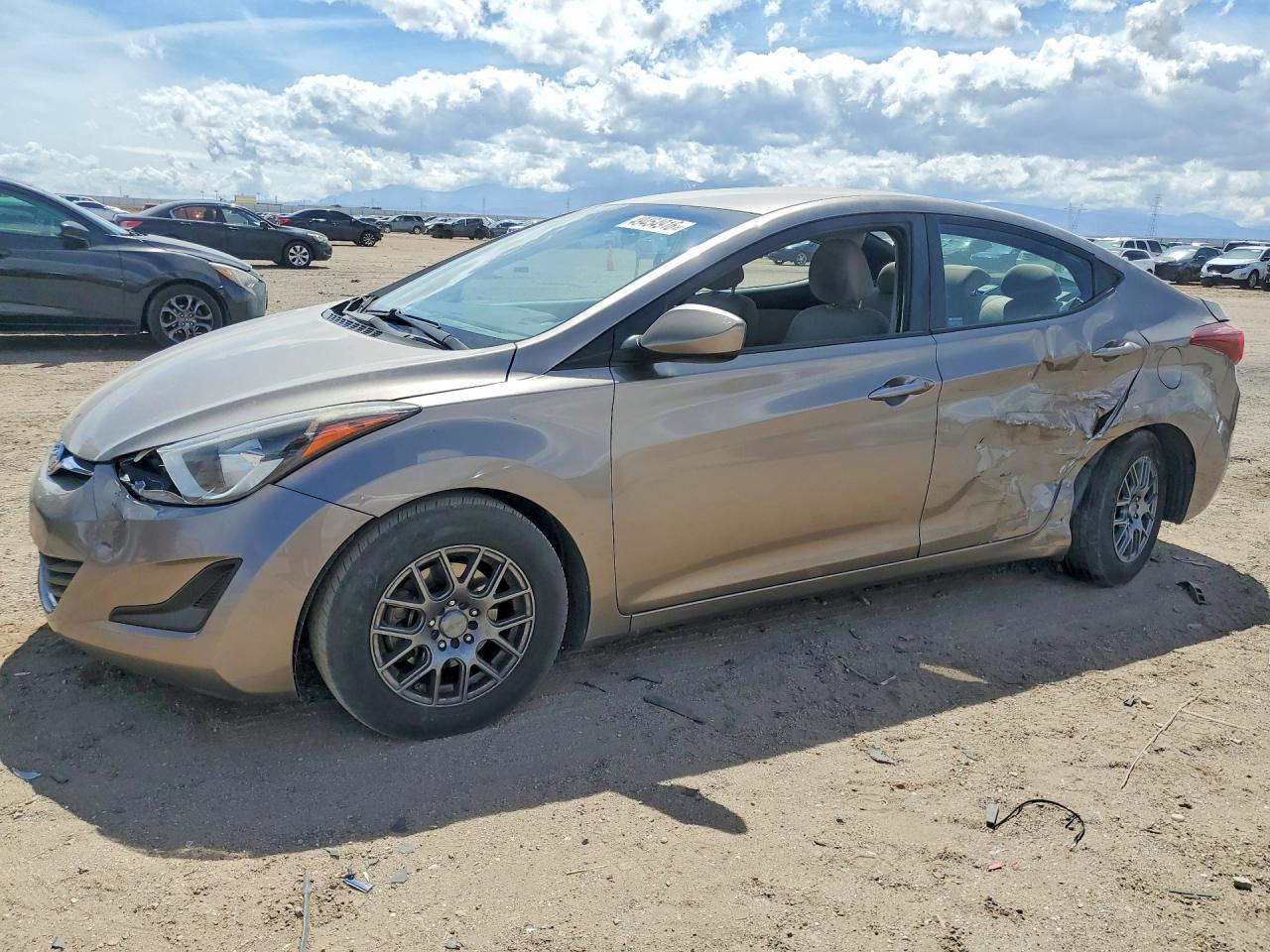 HYUNDAI ELANTRA 2016