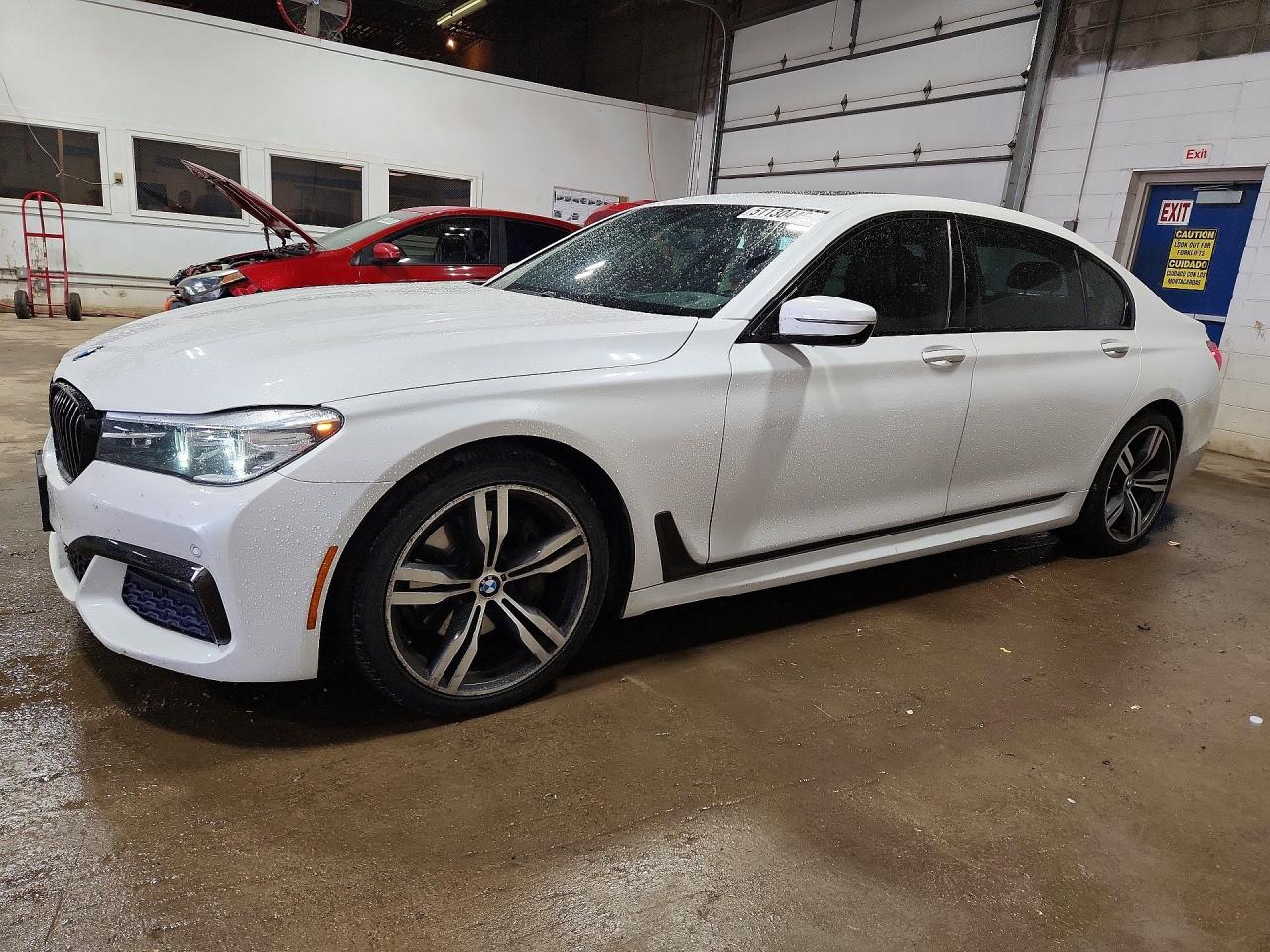 BMW 740 2016