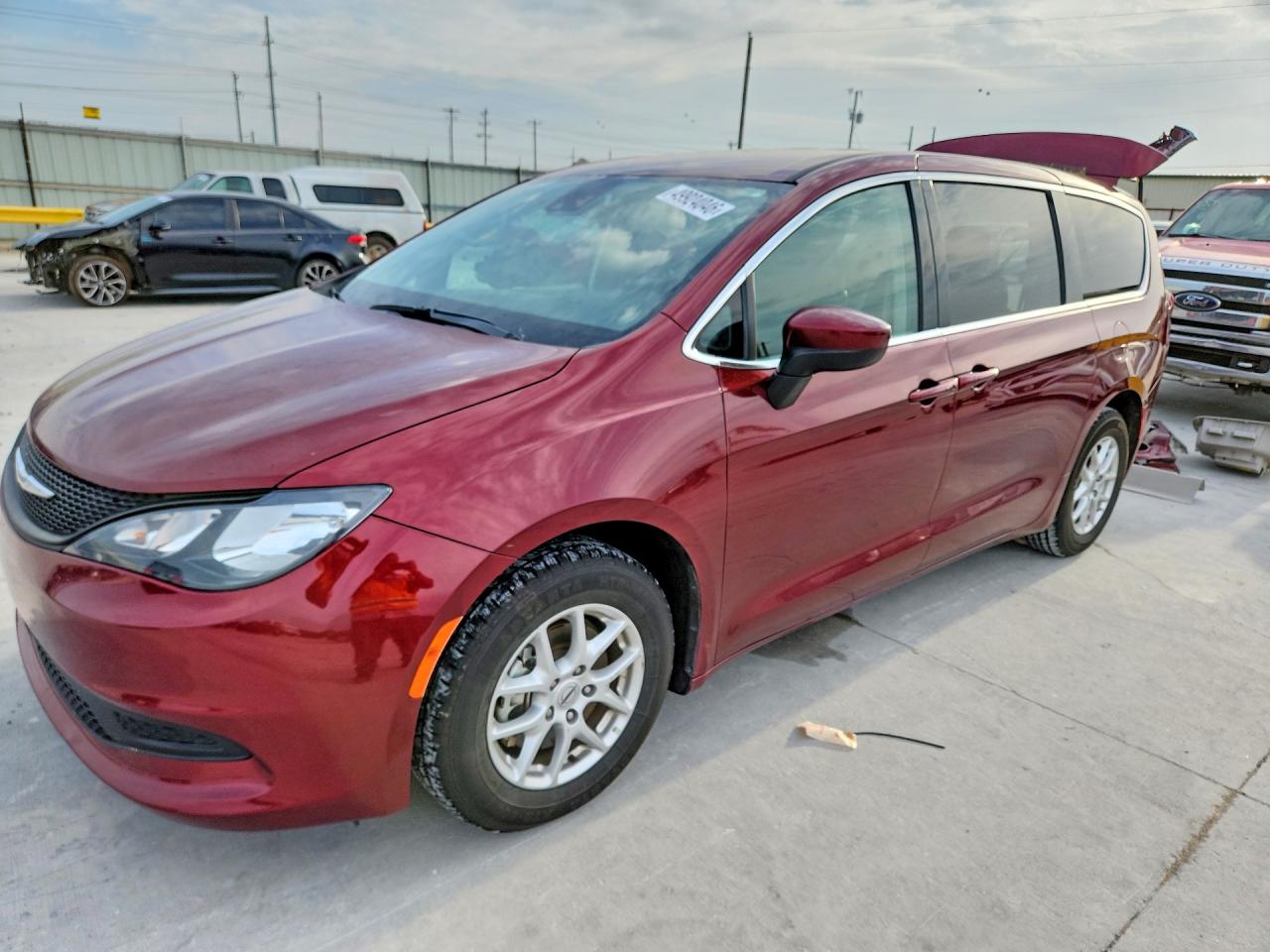 CHRYSLER VOYAGER 2023