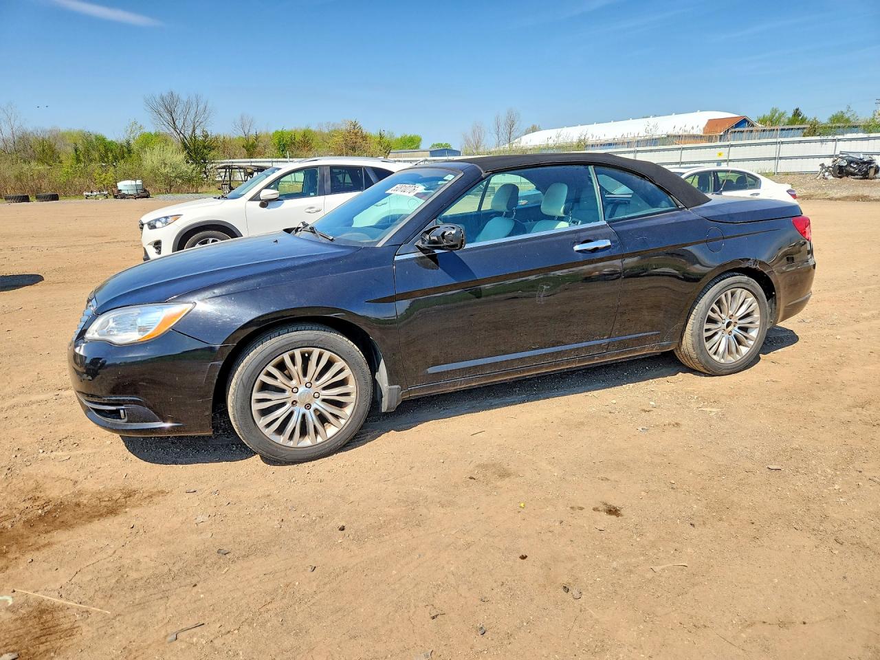 CHRYSLER 200 2013