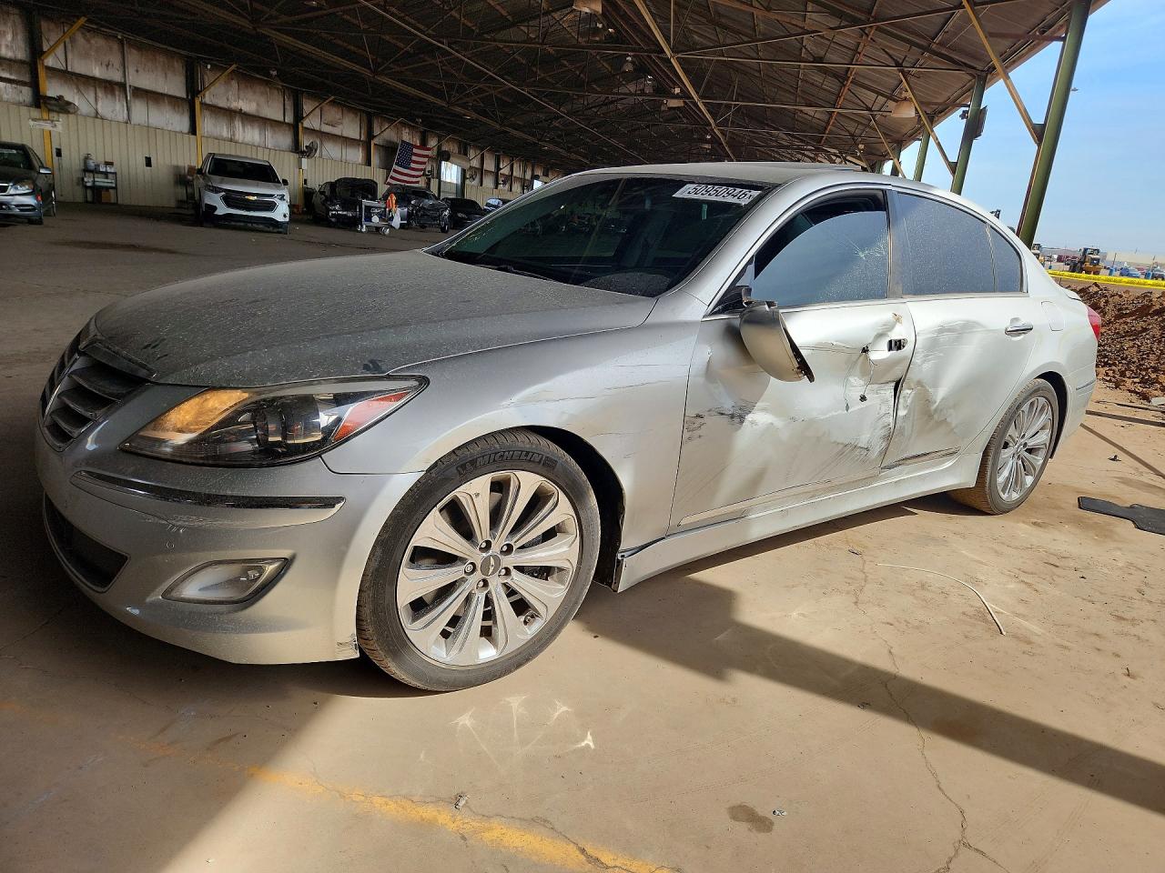 HYUNDAI GENESIS 2012