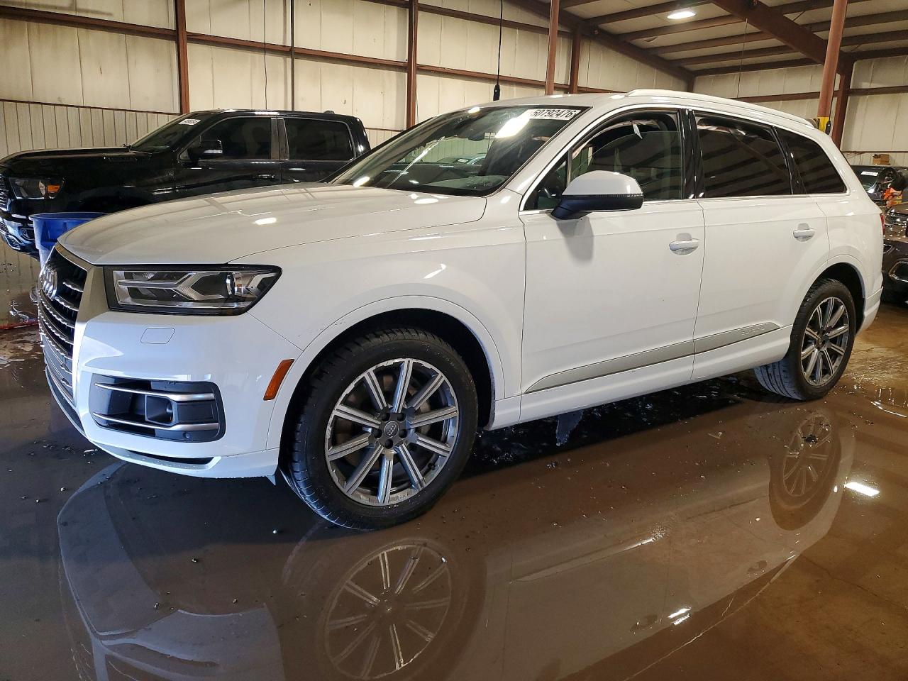 AUDI Q7 2018