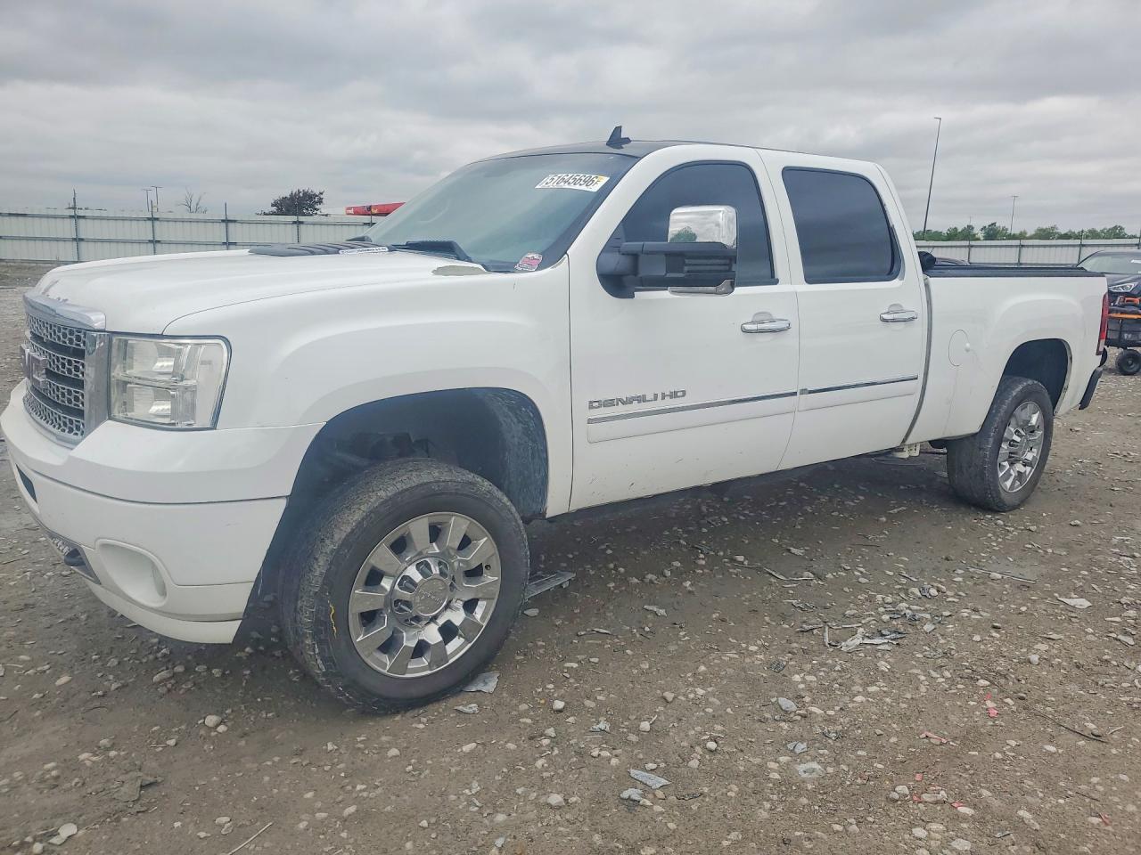 GMC SIERRA 2013